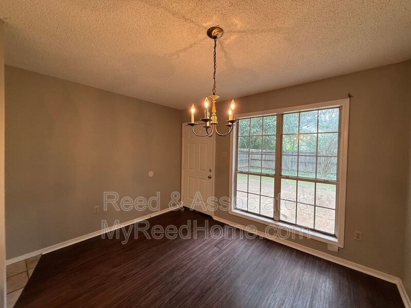 Charming 2BR Townhome in East Memphis property image