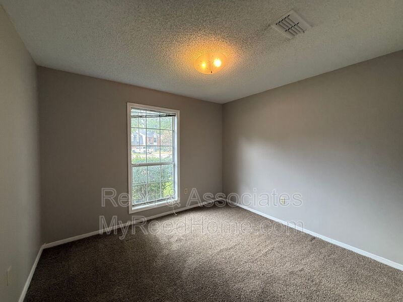 Charming 2BR Townhome in East Memphis property image