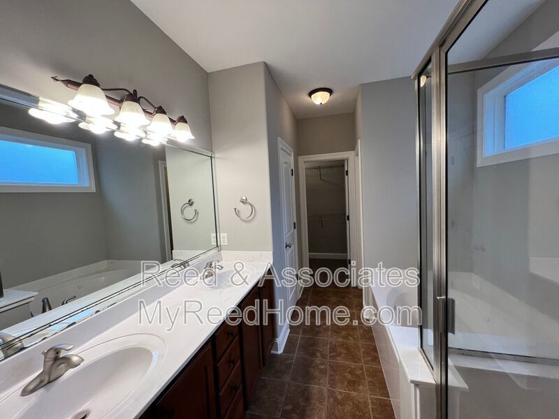 Collierville Home with TONS of space! property image