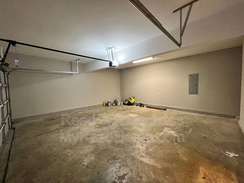 Collierville Home with TONS of space! property image