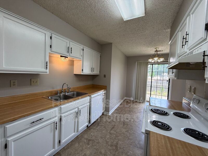 Spacious Home Located in Quiet Cove! property image