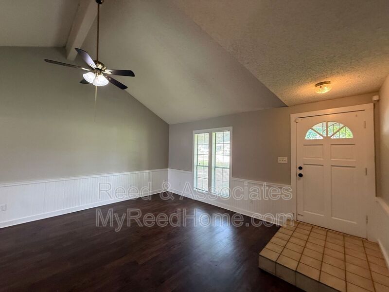 Spacious Home Located in Quiet Cove! property image