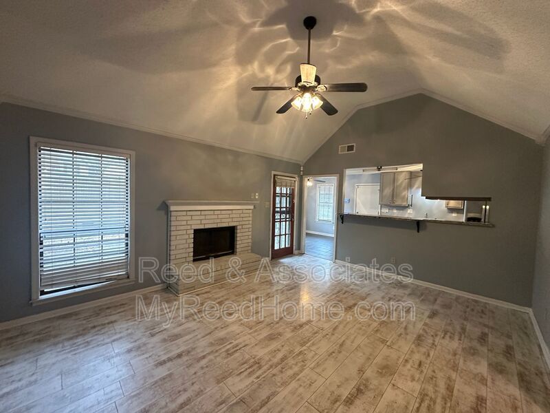 Spacious: 3 Bedroom in Bartlett! property image