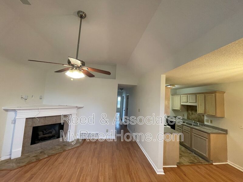 1490 Estacada Way property image