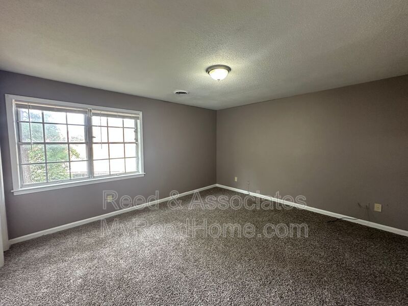 2 Bedroom in Colonial - Yorkshire property image