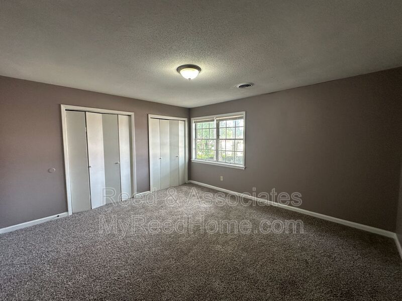 2 Bedroom in Colonial - Yorkshire property image