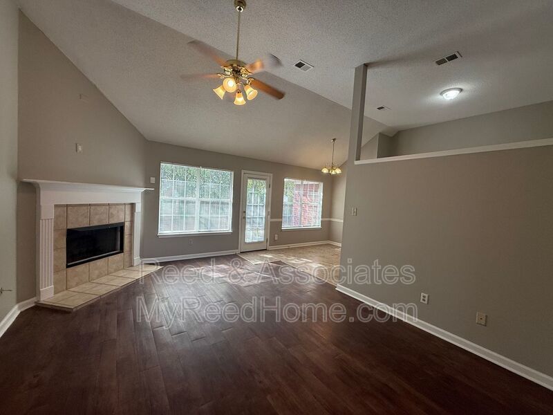 Just Minutes Away from Oakland Elementary! property image