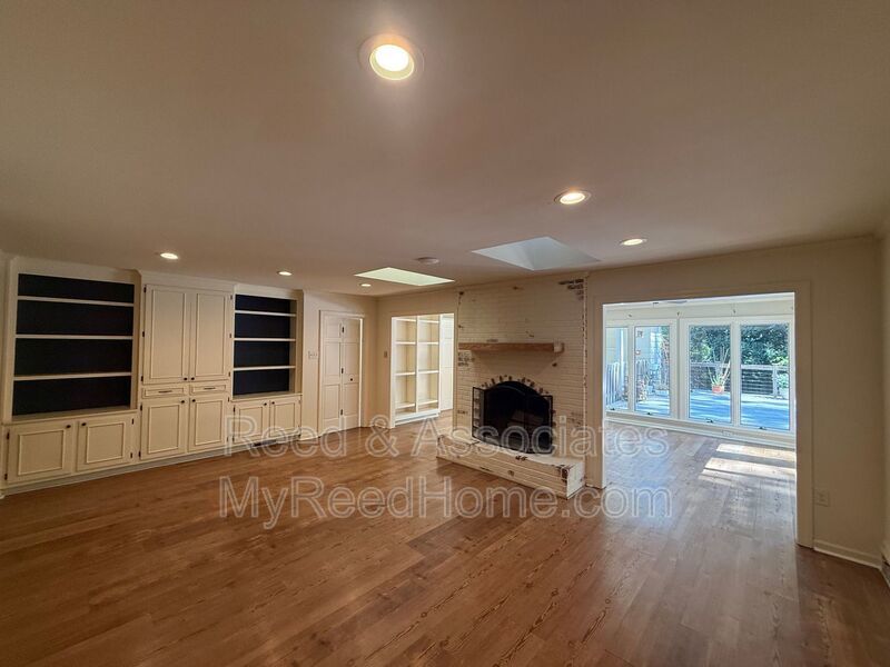Spacious & Renovated — 5 Bedrooms, 3.5 Baths in Kimbrough Woods! property image