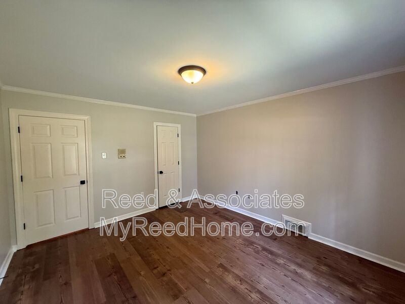 Spacious & Renovated — 5 Bedrooms, 3.5 Baths in Kimbrough Woods! property image