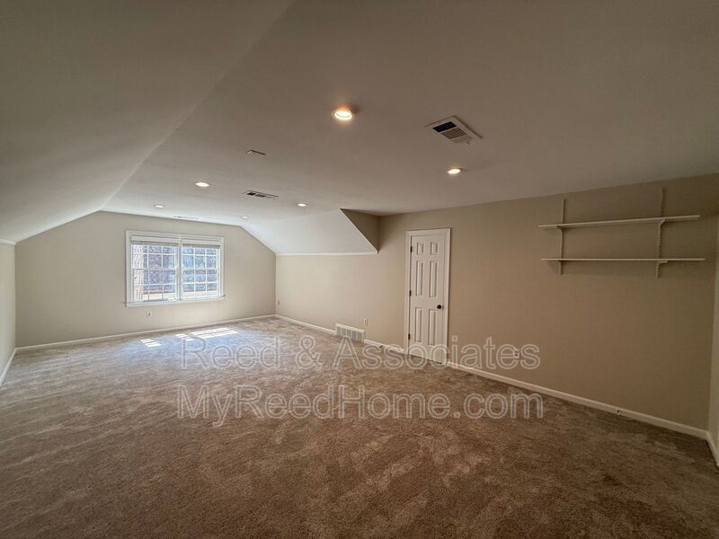 Spacious & Renovated — 5 Bedrooms, 3.5 Baths in Kimbrough Woods! property image