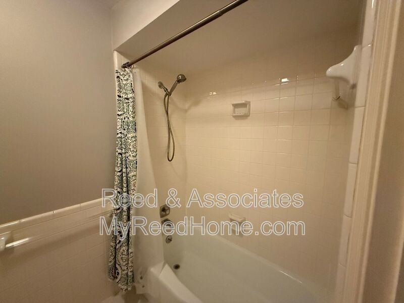 Spacious & Renovated — 5 Bedrooms, 3.5 Baths in Kimbrough Woods! property image