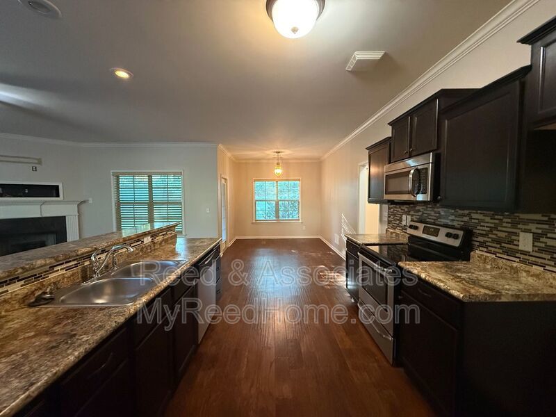 Charming 3-Bedroom, 2-Bathroom Home in Cordova property image