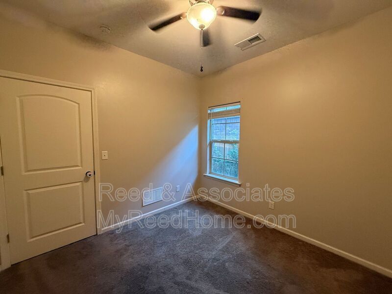 Charming 3-Bedroom, 2-Bathroom Home in Cordova property image
