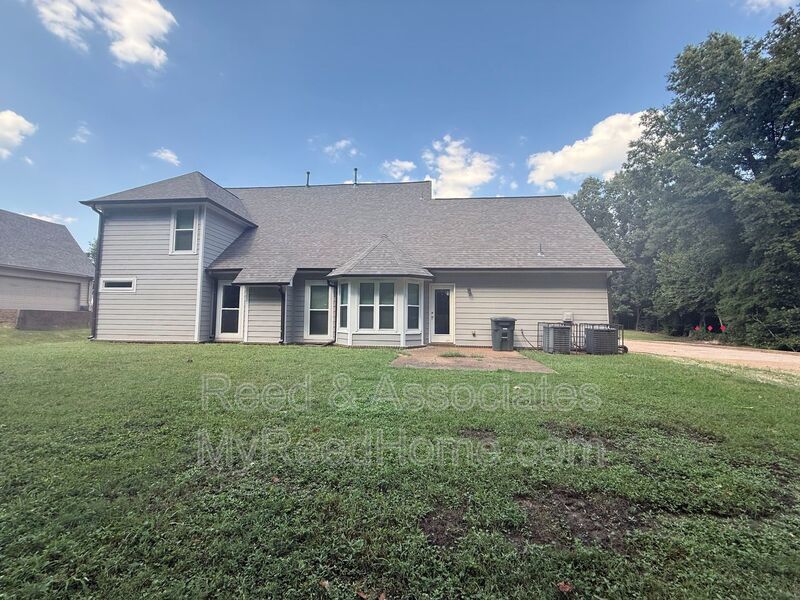 2-Story Bartlett Home! property image